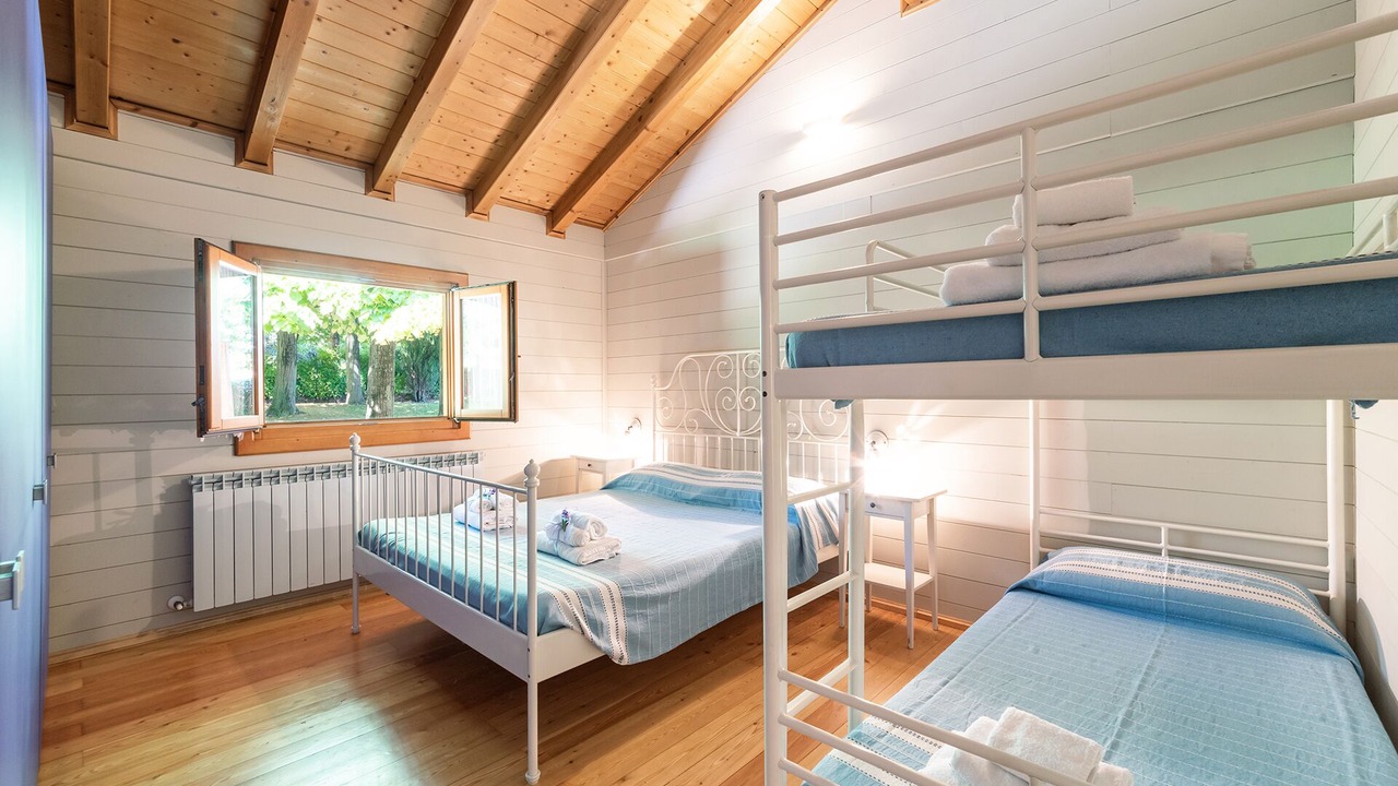 Photo of Bedroom in Villa Lempa