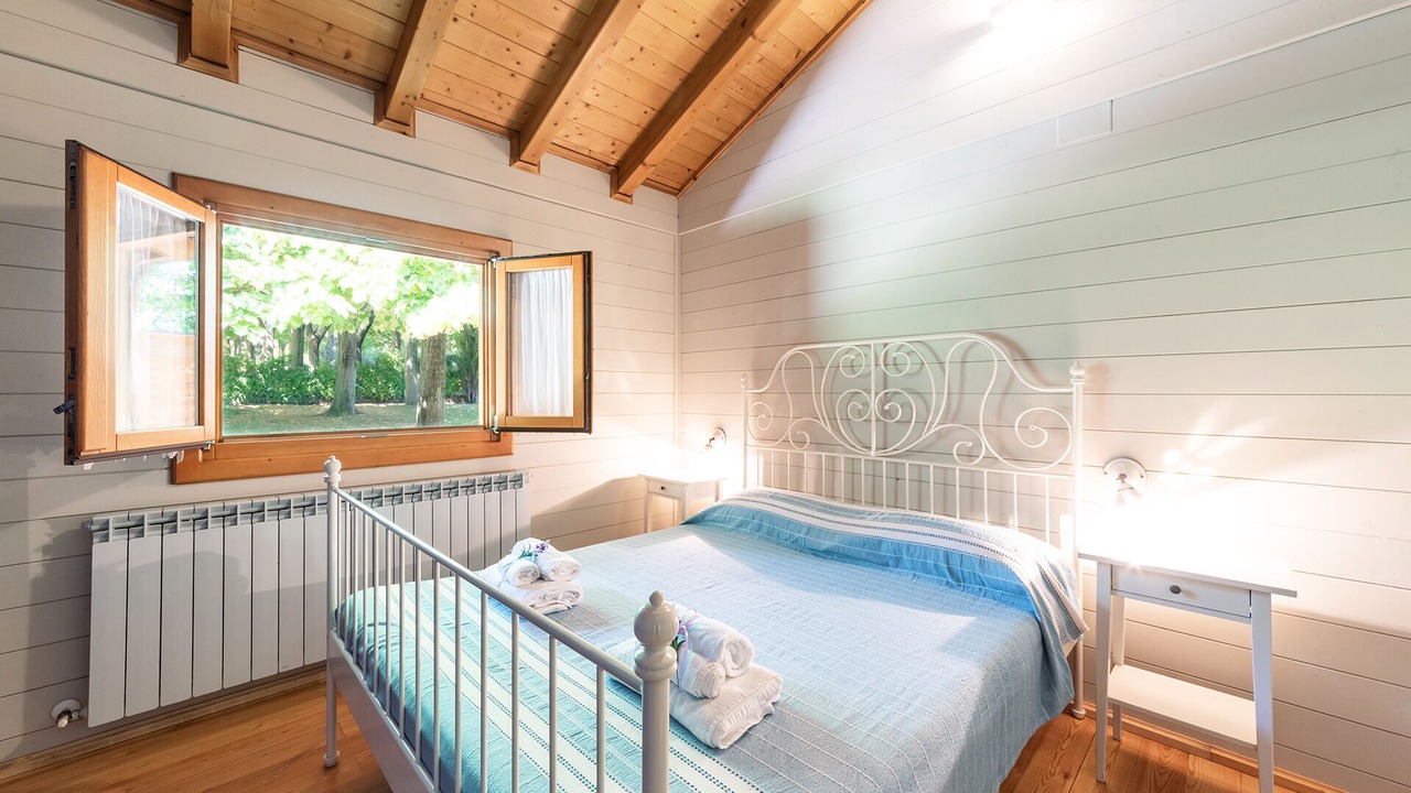 Photo of Bedroom in Villa Lempa