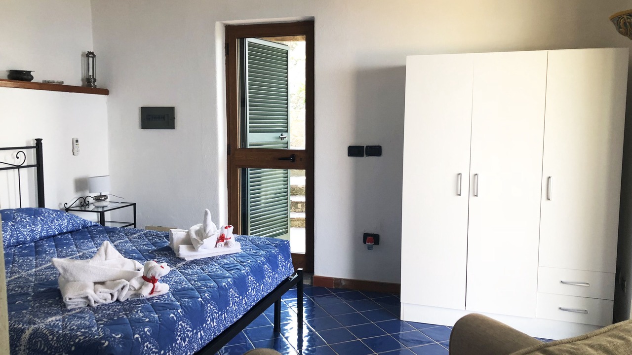 Photo of Bedroom in Forio