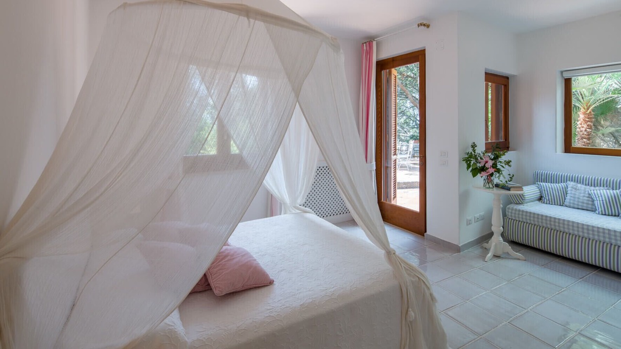Photo of Bedroom in Forio