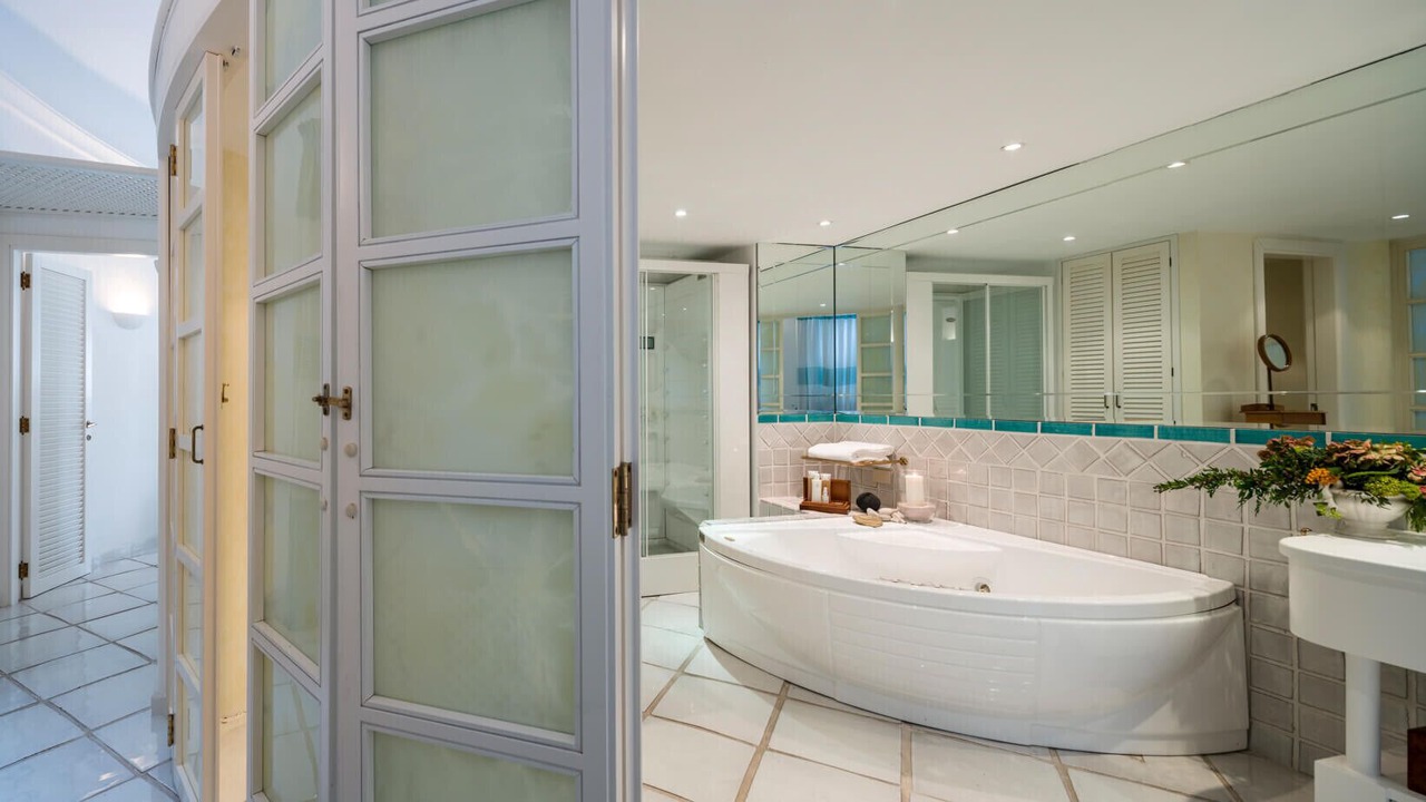 Photo of Bathroom in Forio