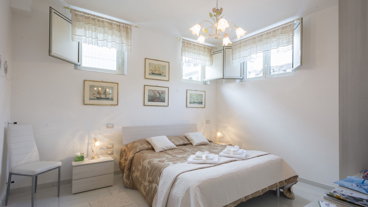Photo of Bedroom in Tortora Marina