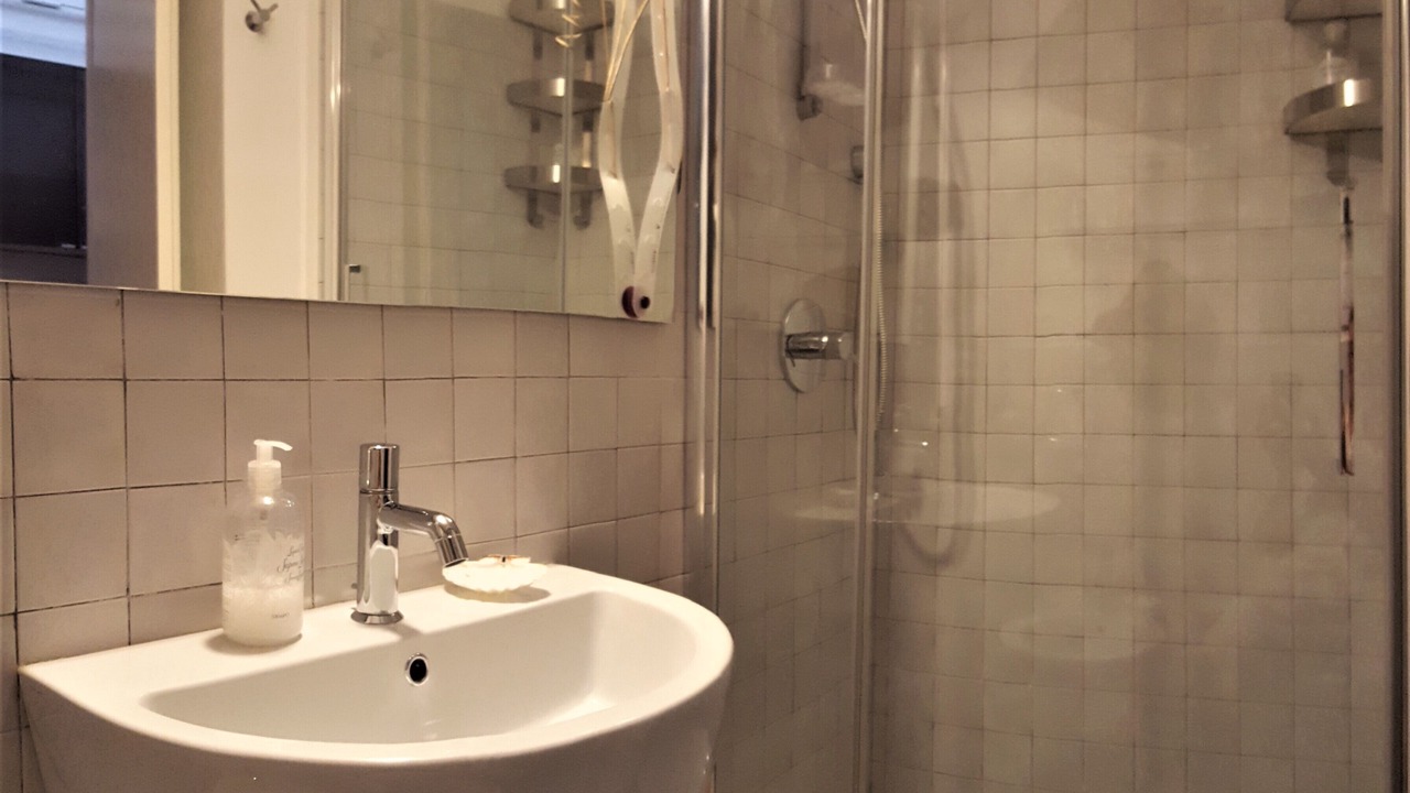 Photo of Bathroom in Monti