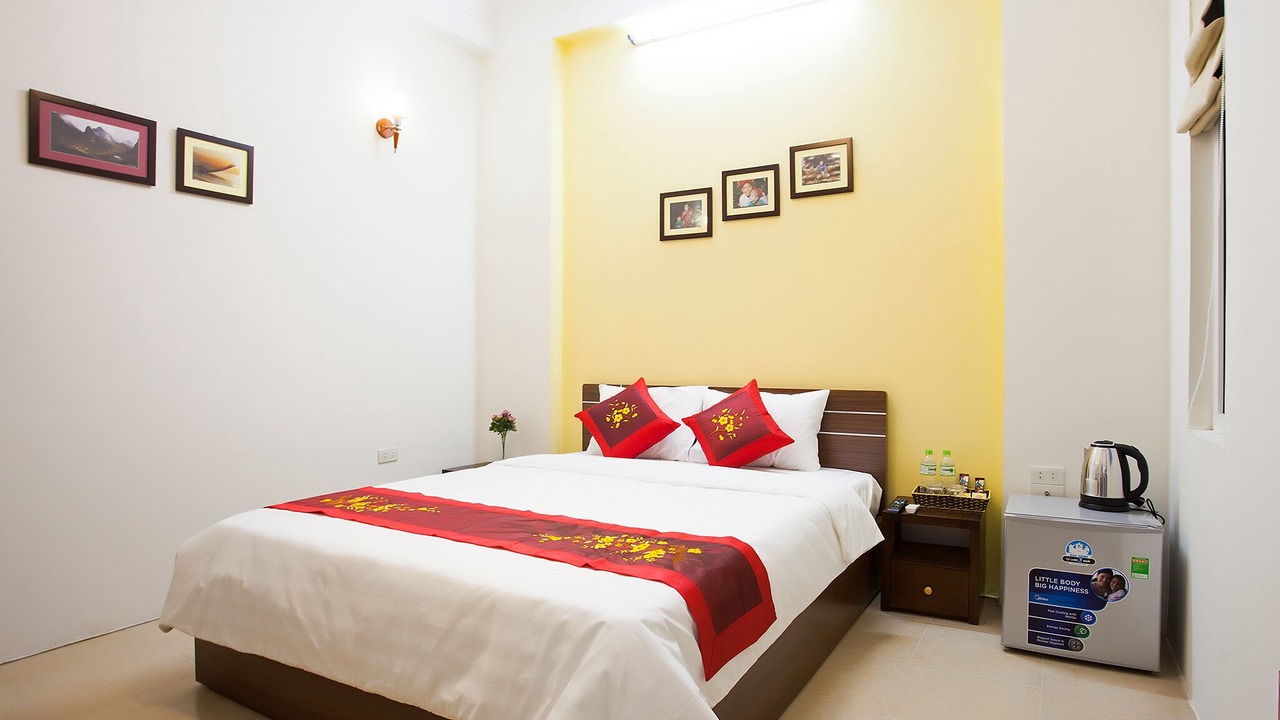 Photo of Bedroom in Tay Ho