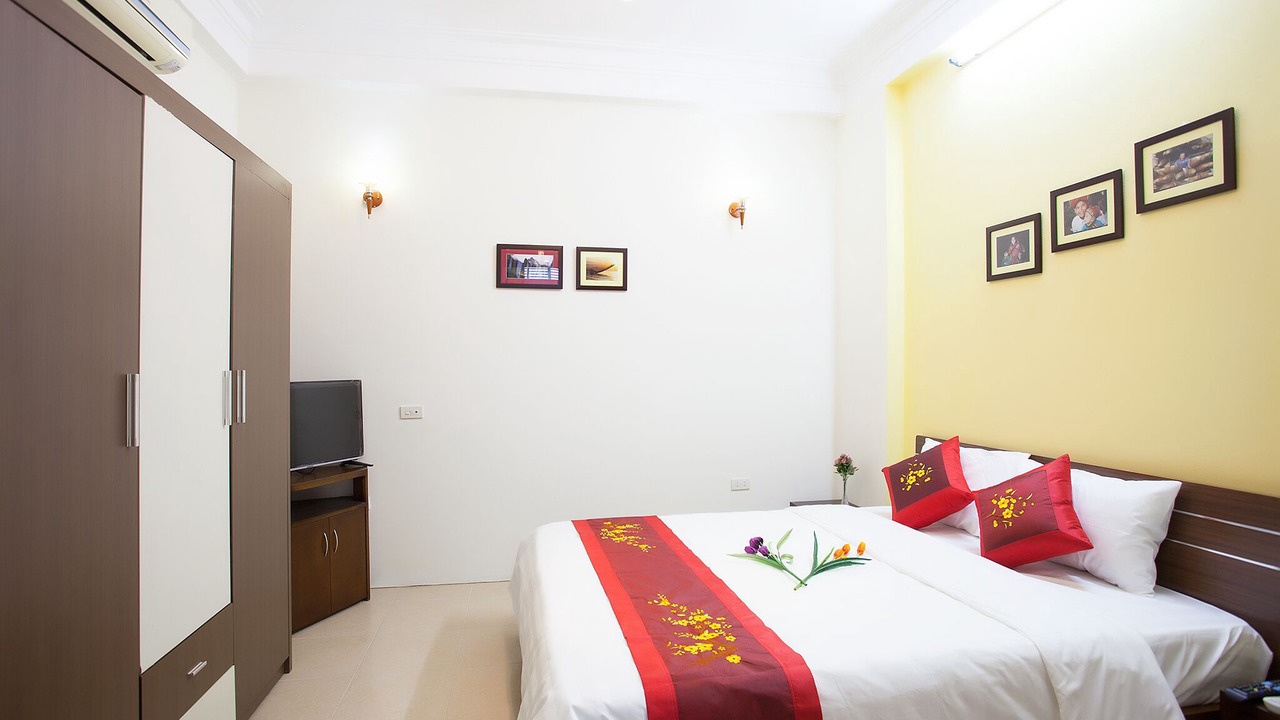 Photo of Bedroom in Tay Ho