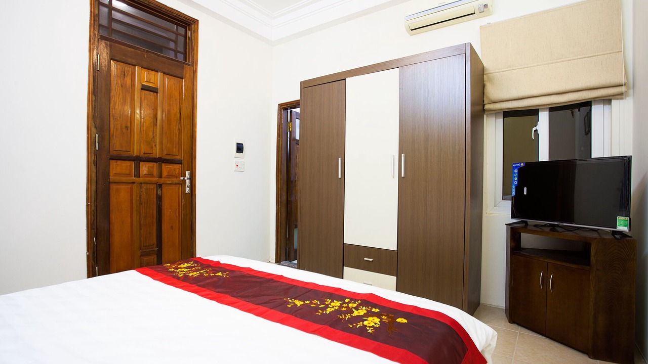 Photo of Bedroom in Tay Ho
