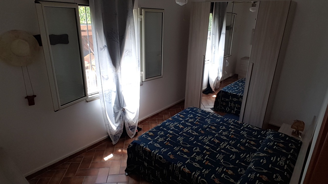 Photo of Bedroom in Latina Lido