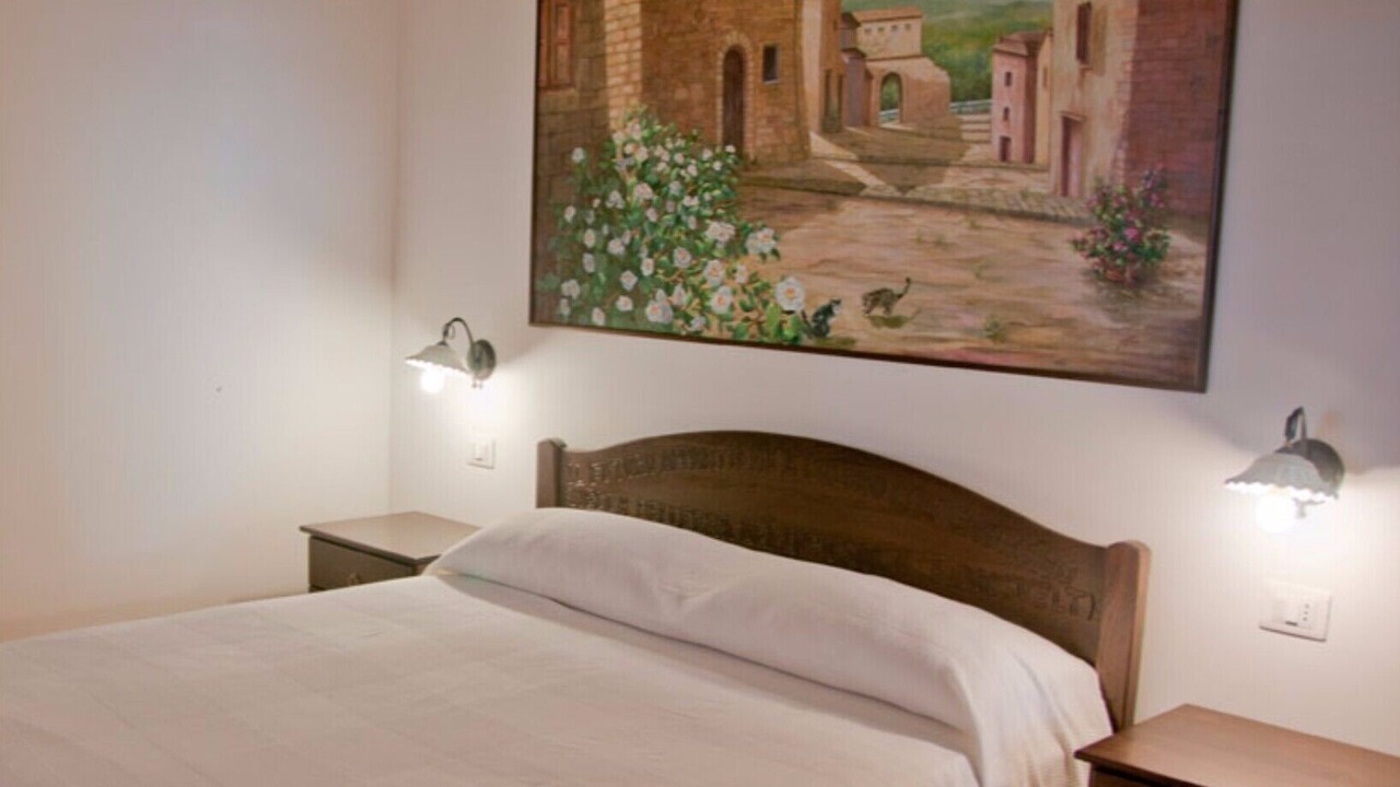 Photo of Bedroom in Laureana Cilento