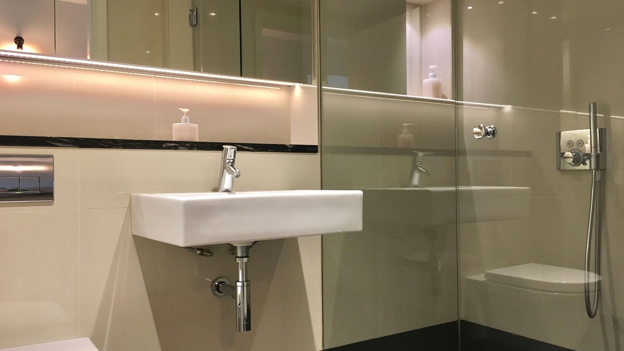 Photo of Bathroom in Tower Hill