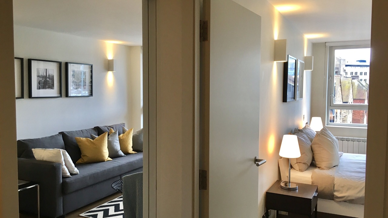 Photo of Livingroom in Tower Hill