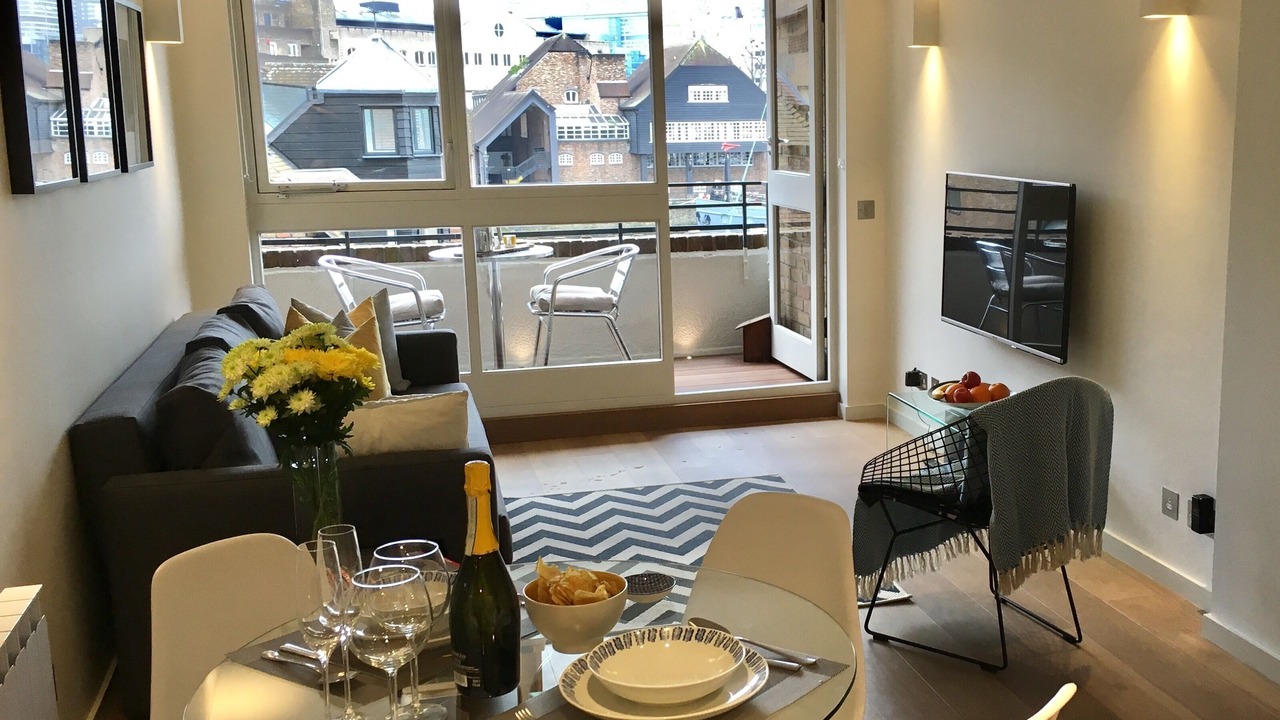 Photo of Livingroom in Tower Hill