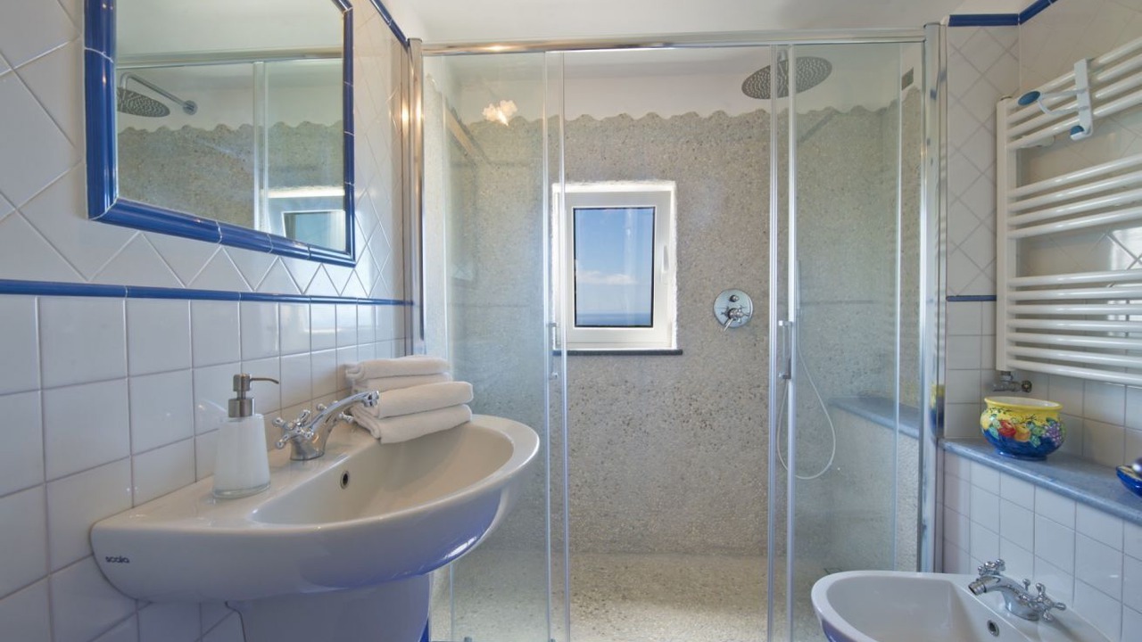 Photo of Bathroom in Praiano