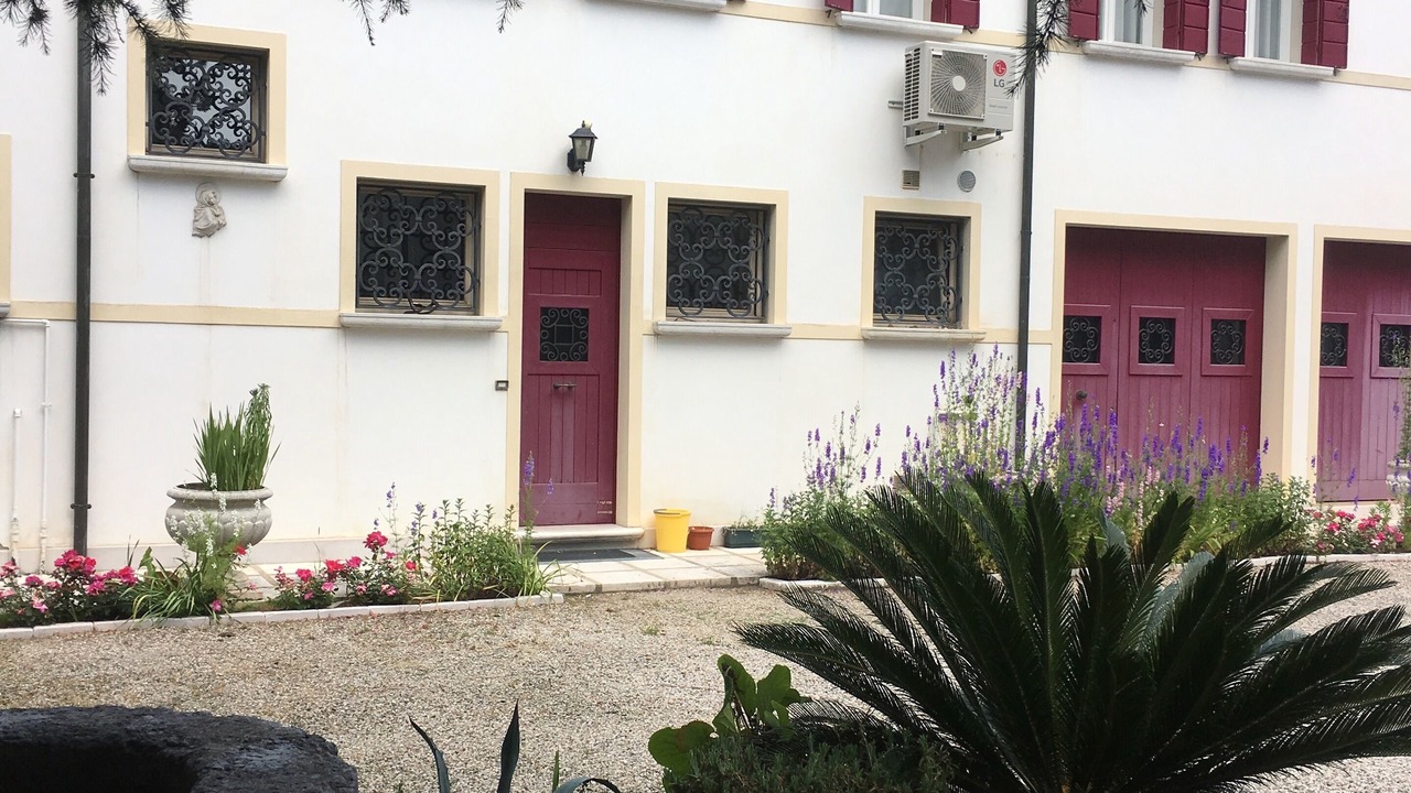 Photo of Outdoor in Mira