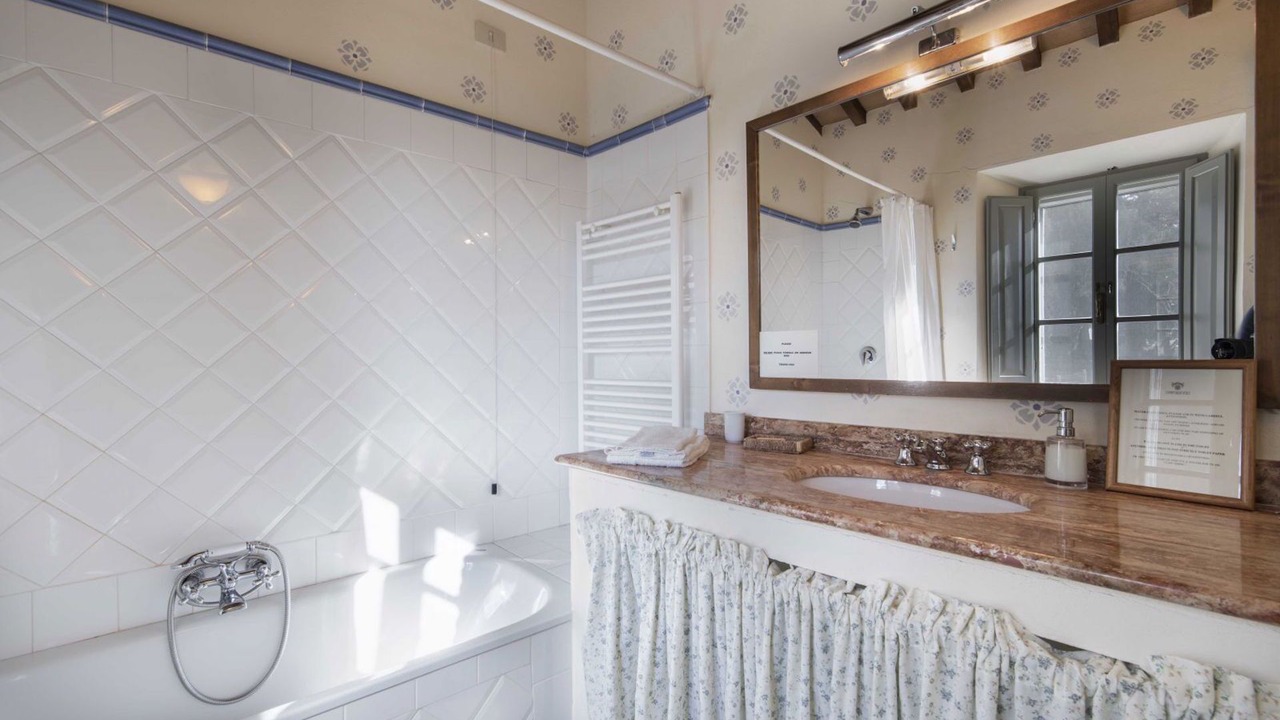 Photo of Bathroom in Cetona