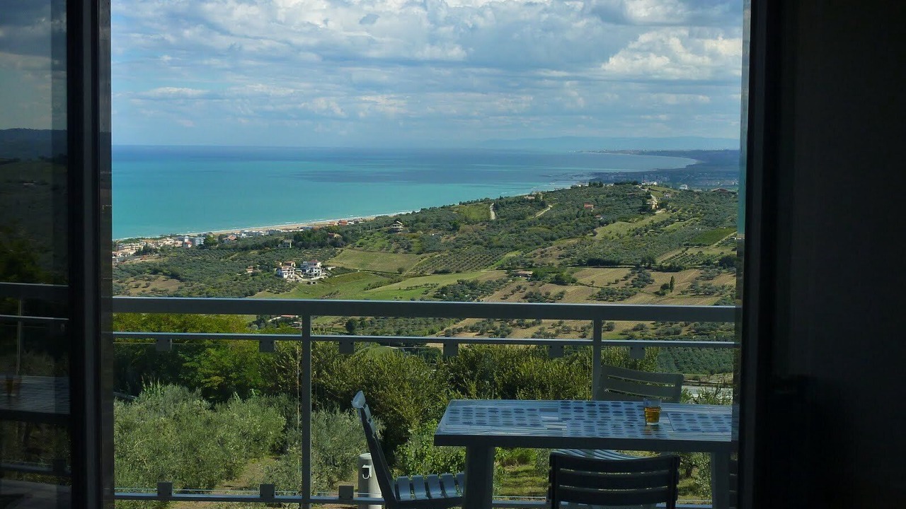 Photo of Patio Balcony in Vasto