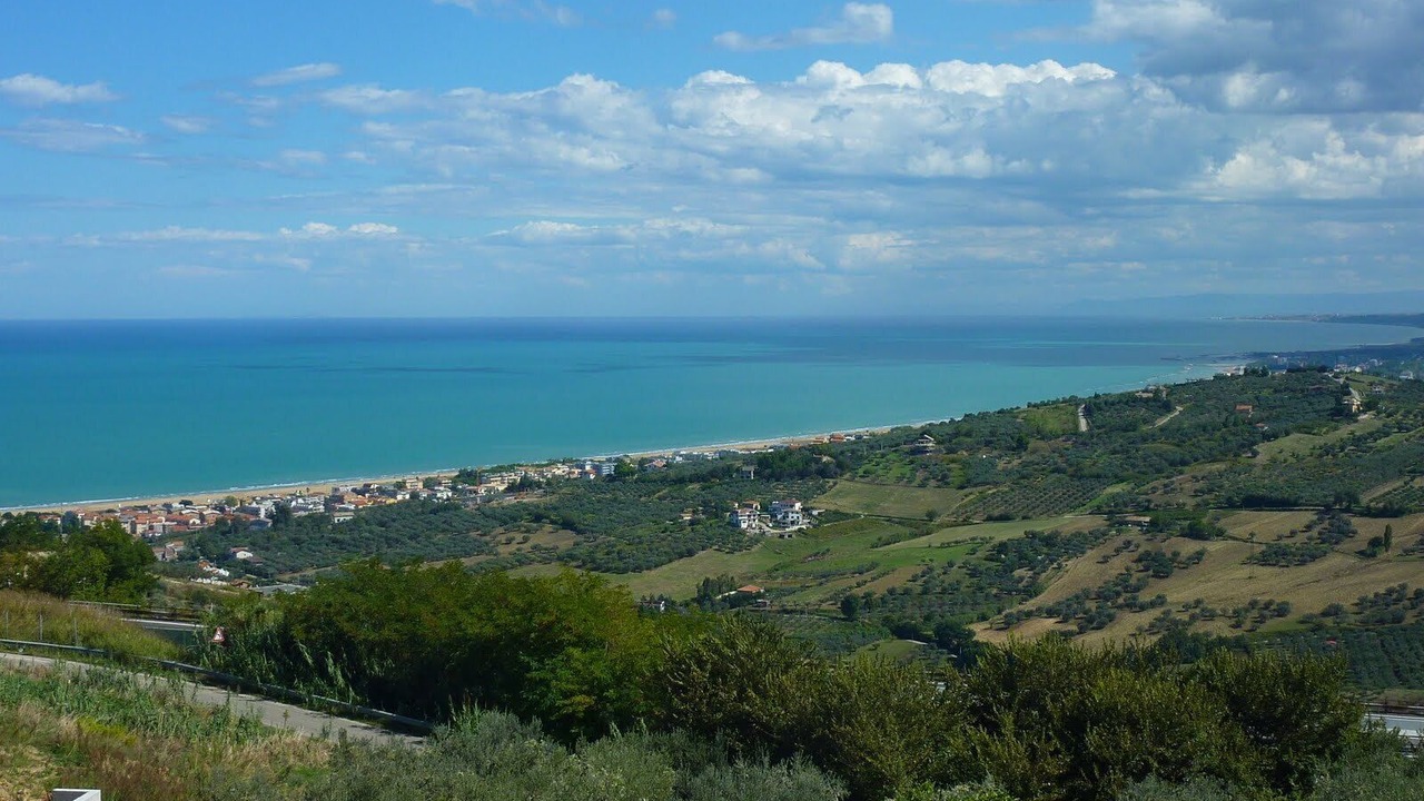 Photo of Others in Vasto