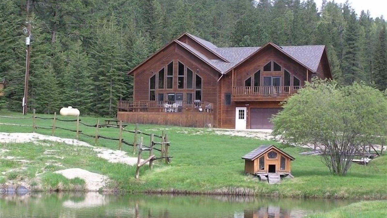 Photo of Outdoor in Lead