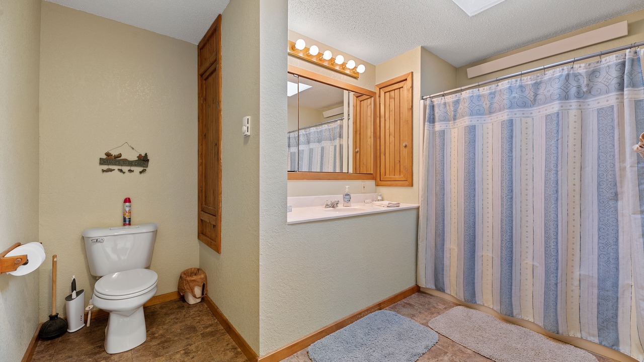 Photo of Bathroom in Lead