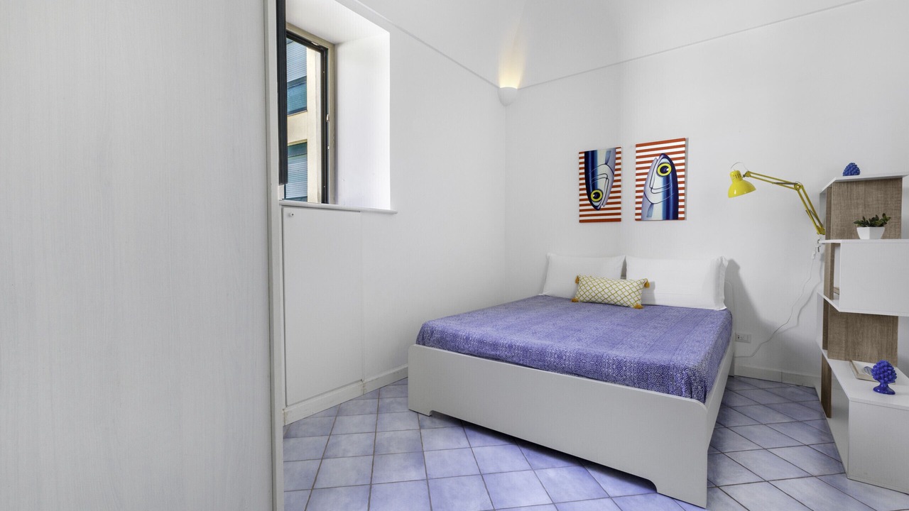 Photo of Bedroom in Meta