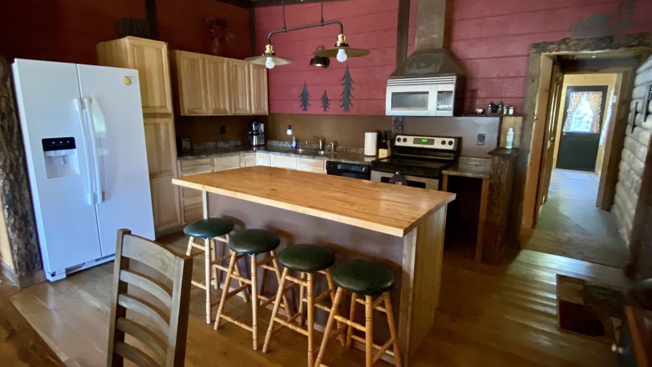 Photo of Kitchen in Lead