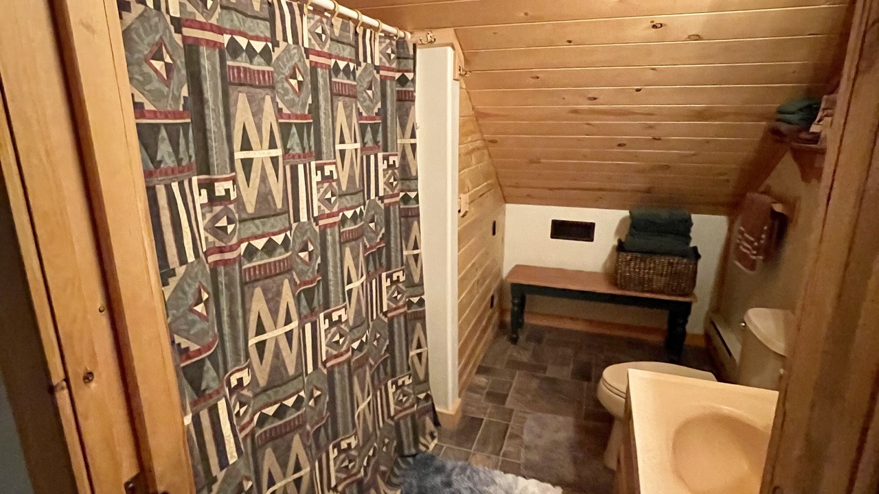 Photo of Bathroom in Lead