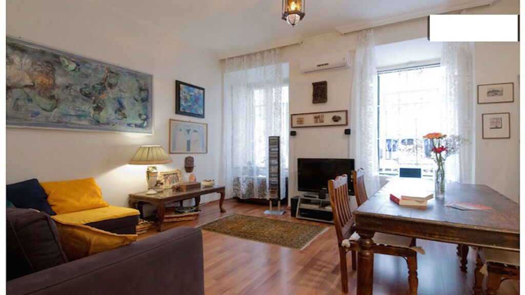 Photo of Livingroom in Esquilino