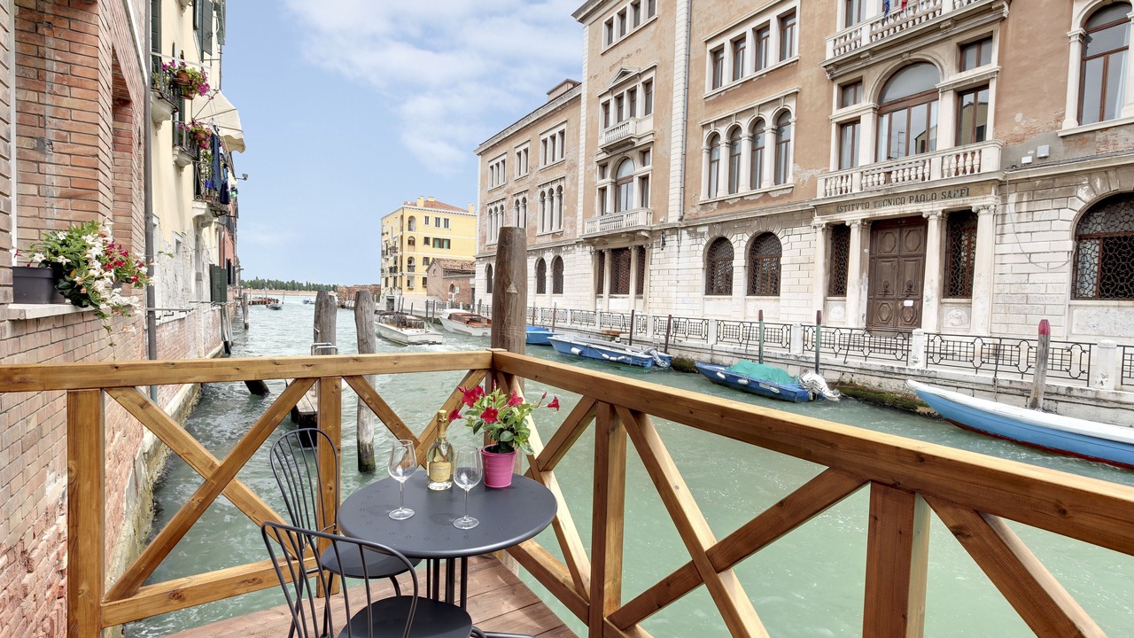 Photo of Outdoor in Castello