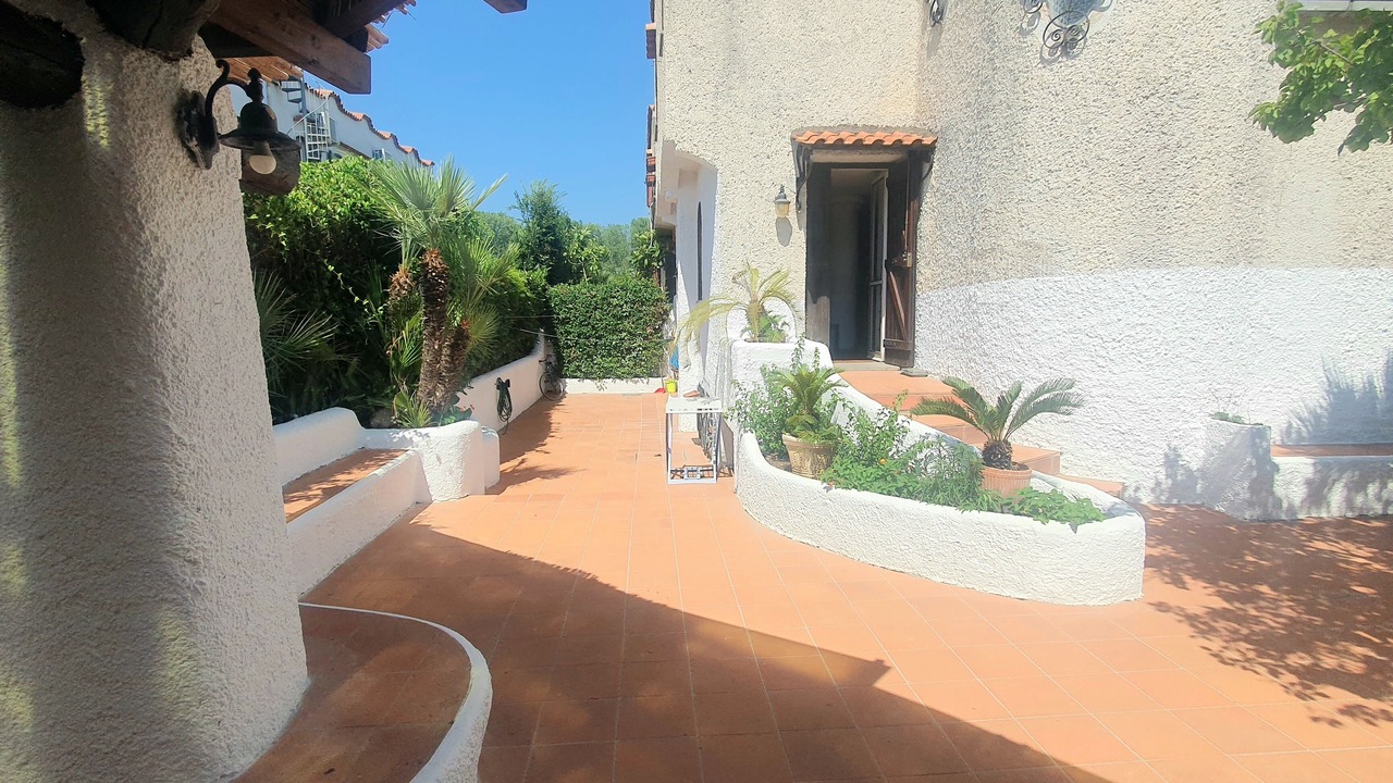 Photo of Outdoor in Colonia Elena