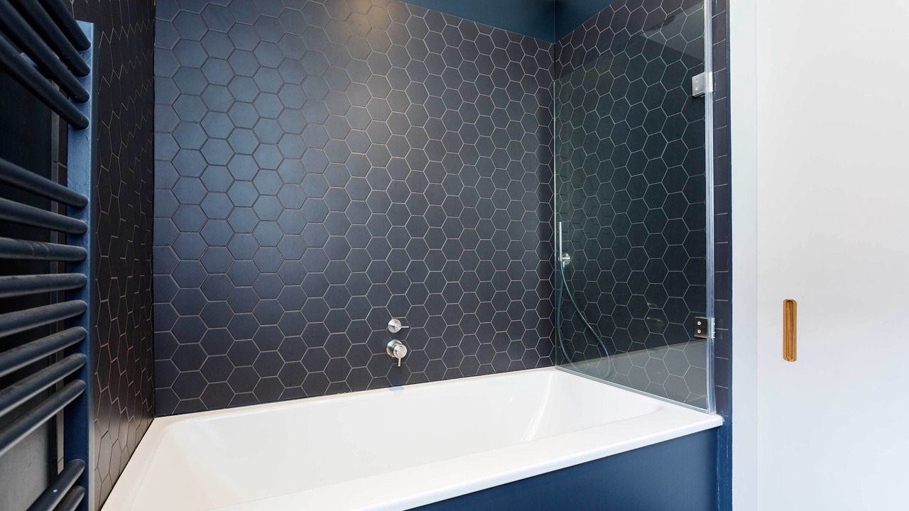Photo of Bathroom in Brondesbury Park