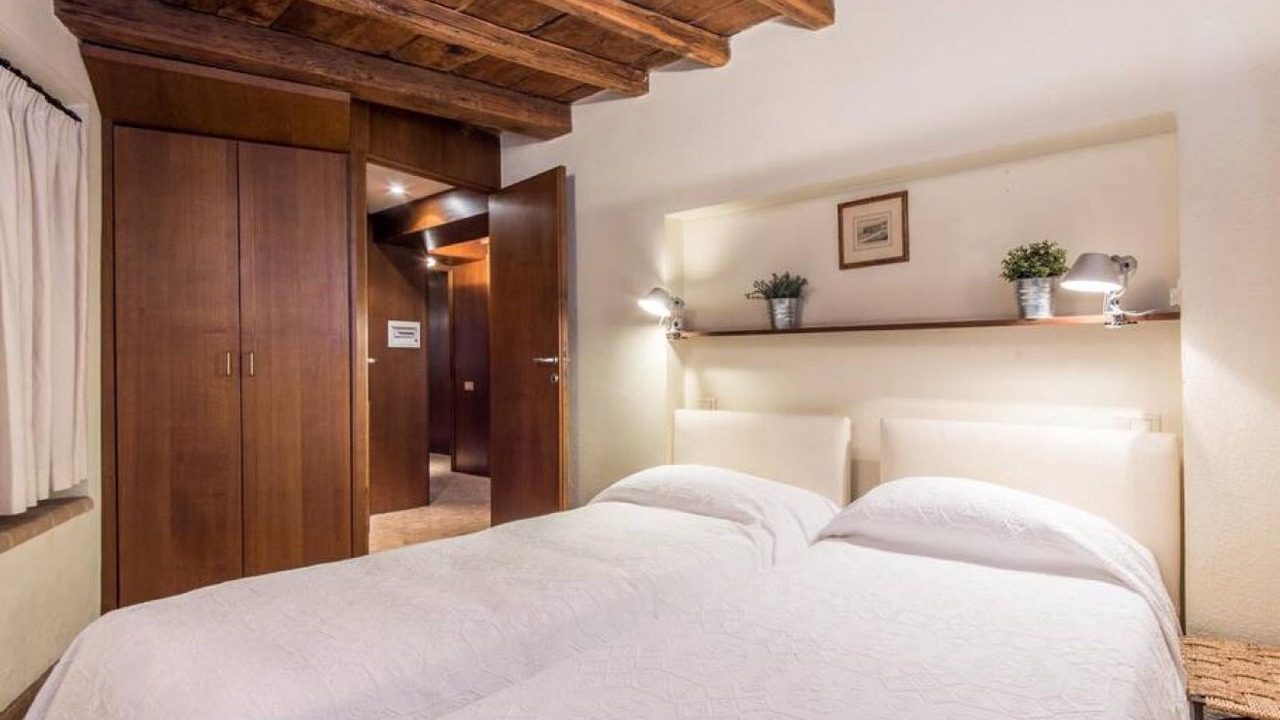 Photo of Bedroom in Rione VI Parione