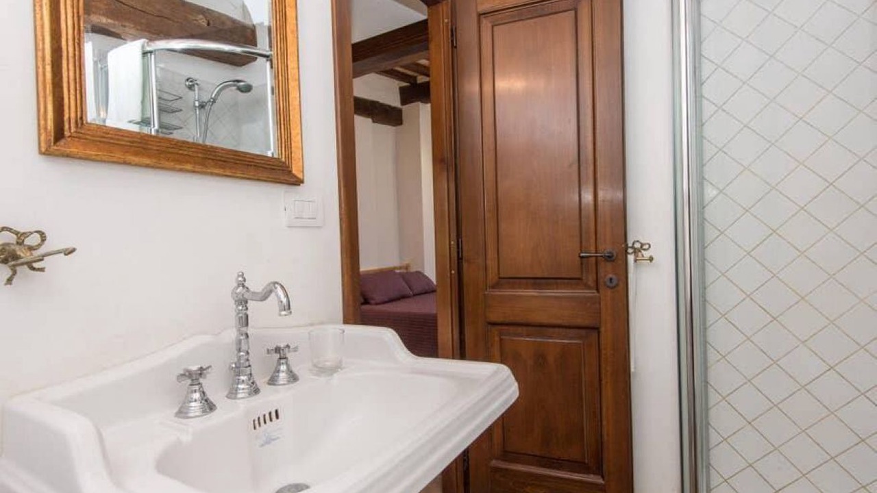Photo of Bathroom in Rione IV Campo Marzio