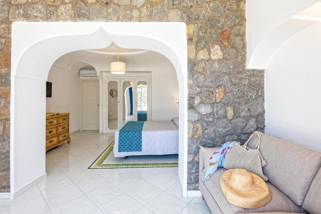 Photo of Bedroom in Forio