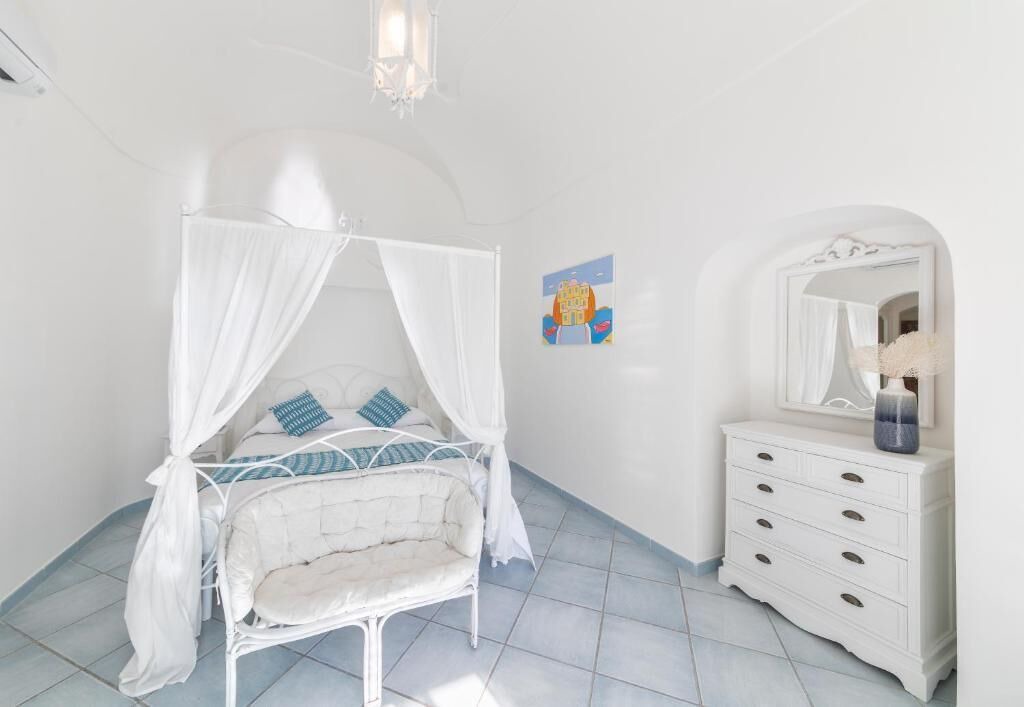 Photo of Bedroom in Forio