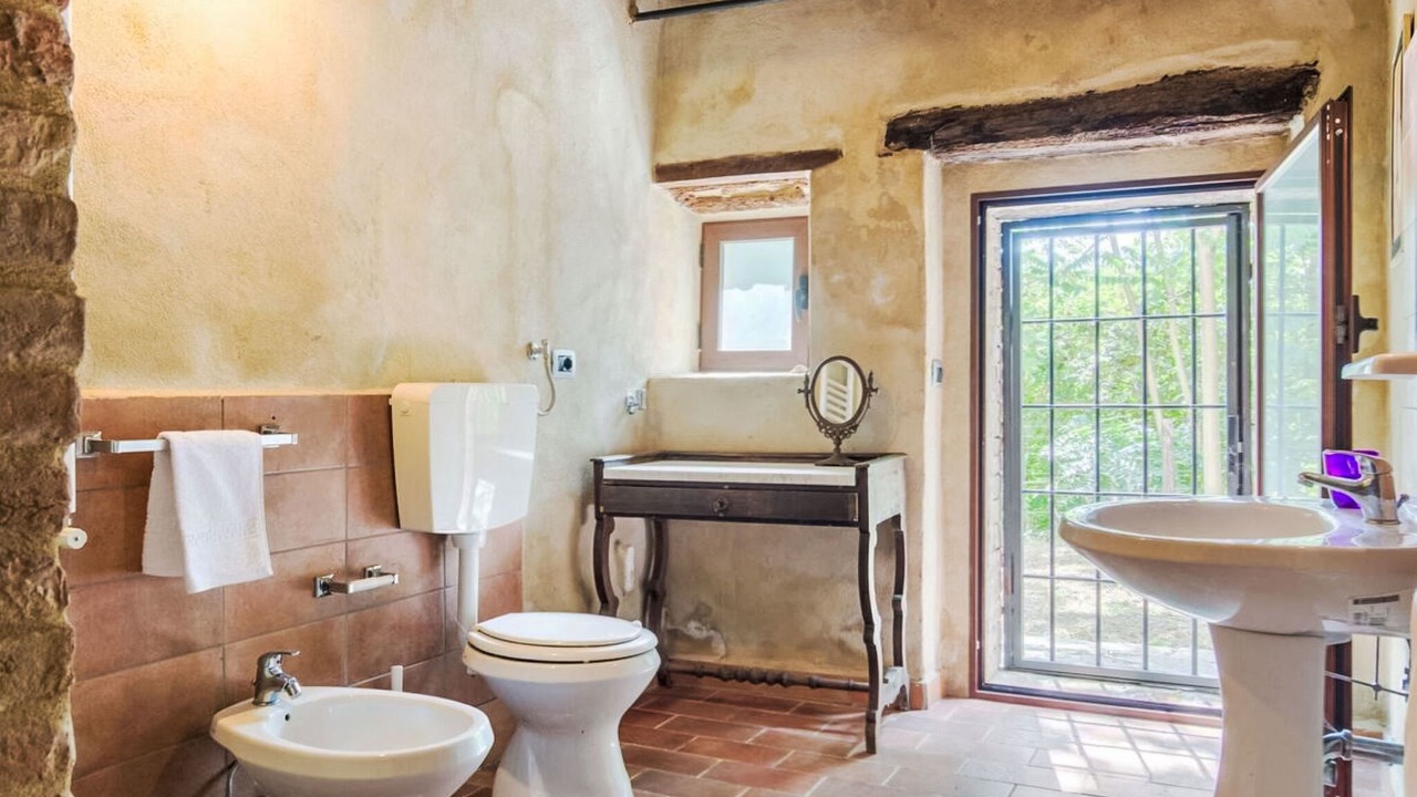 Photo of Bathroom in Montelovesco