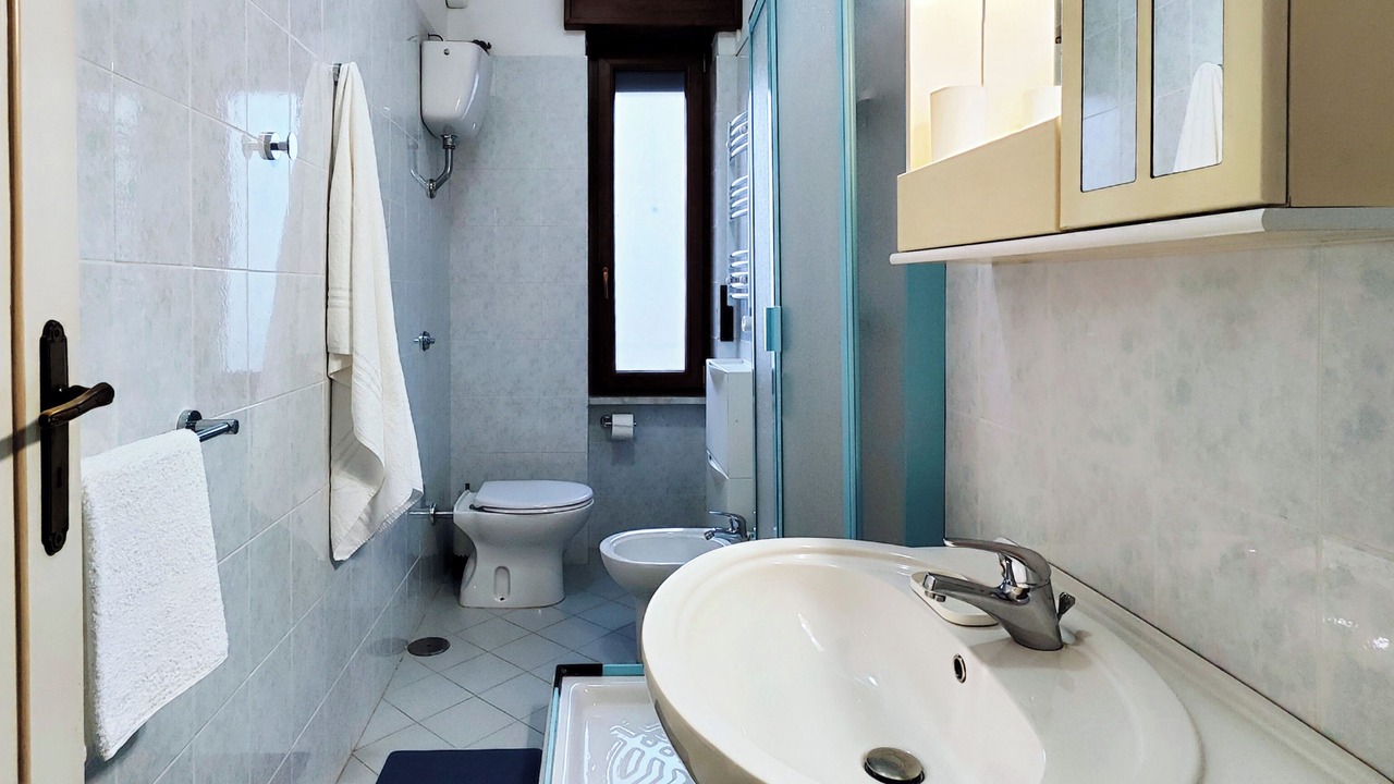 Photo of Bathroom in Laura