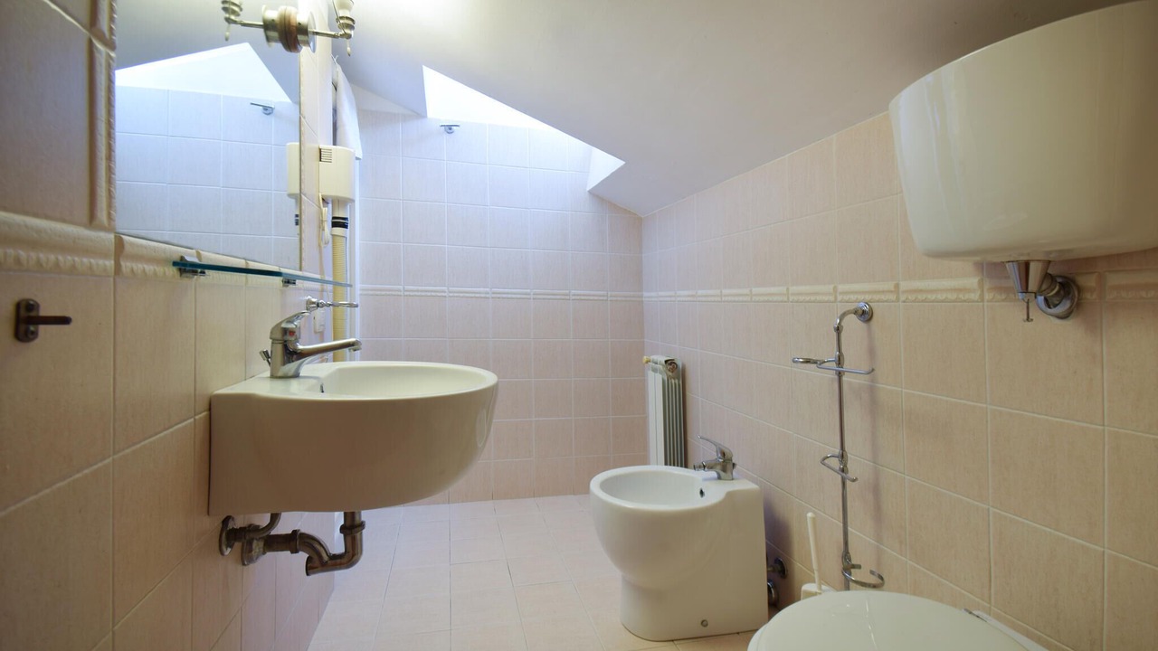 Photo of Bathroom in Pescia Romana