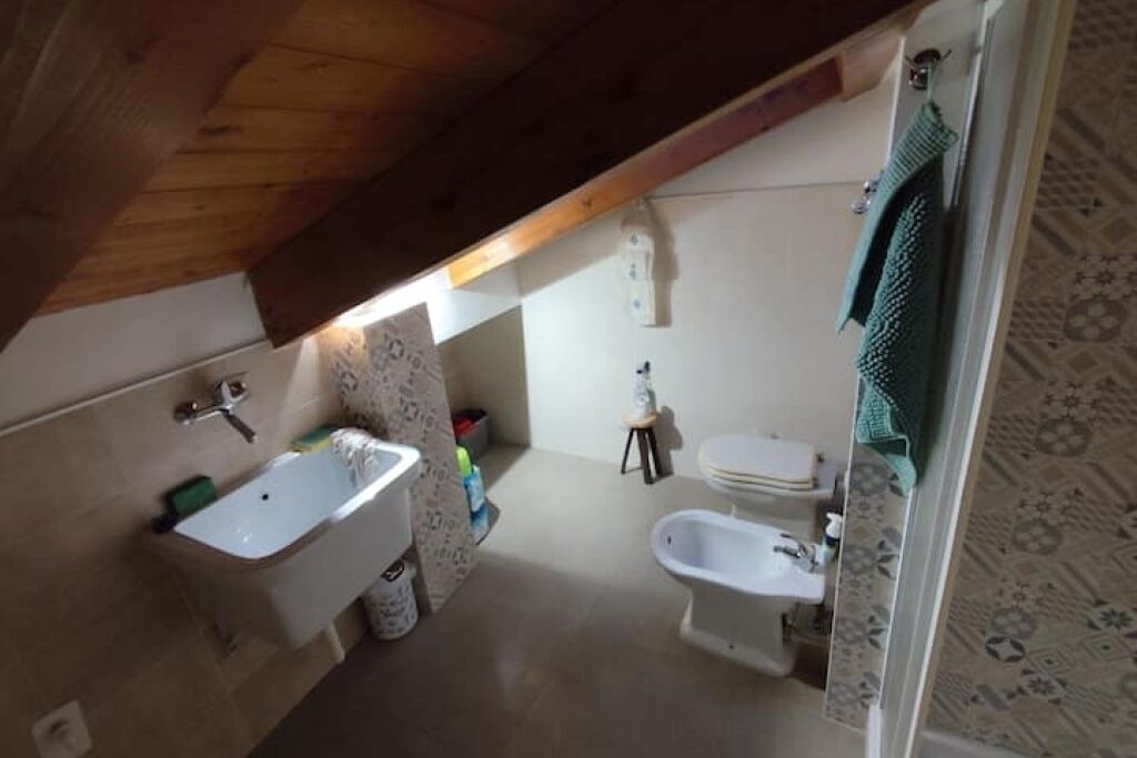 Photo of Bathroom in Sapri