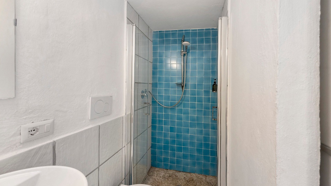Photo of Bathroom in Meta