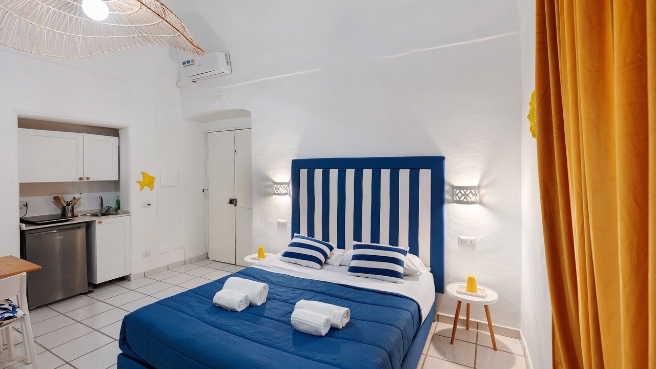 Photo of Bedroom in Meta
