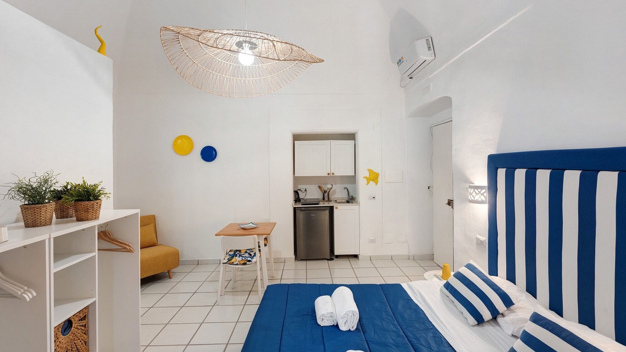 Photo of Bedroom in Meta