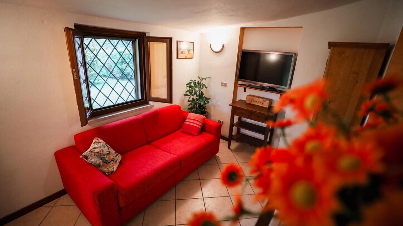 Photo of Livingroom in Calmasino
