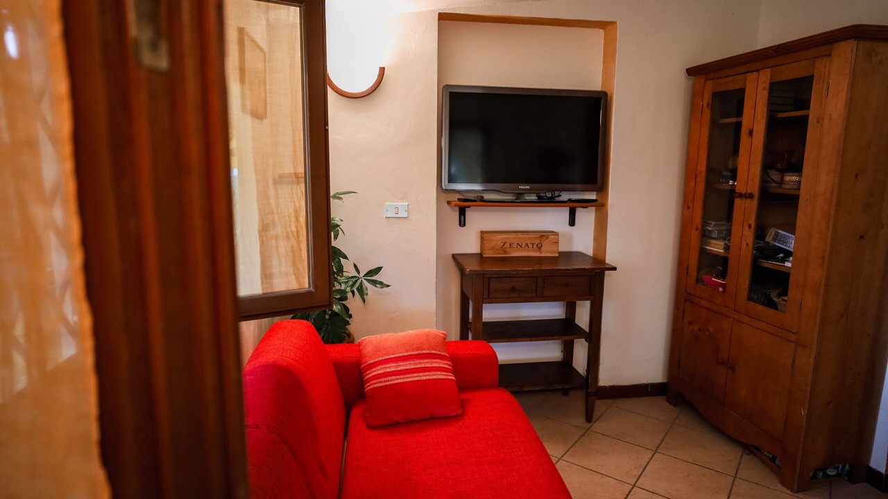 Photo of Livingroom in Calmasino