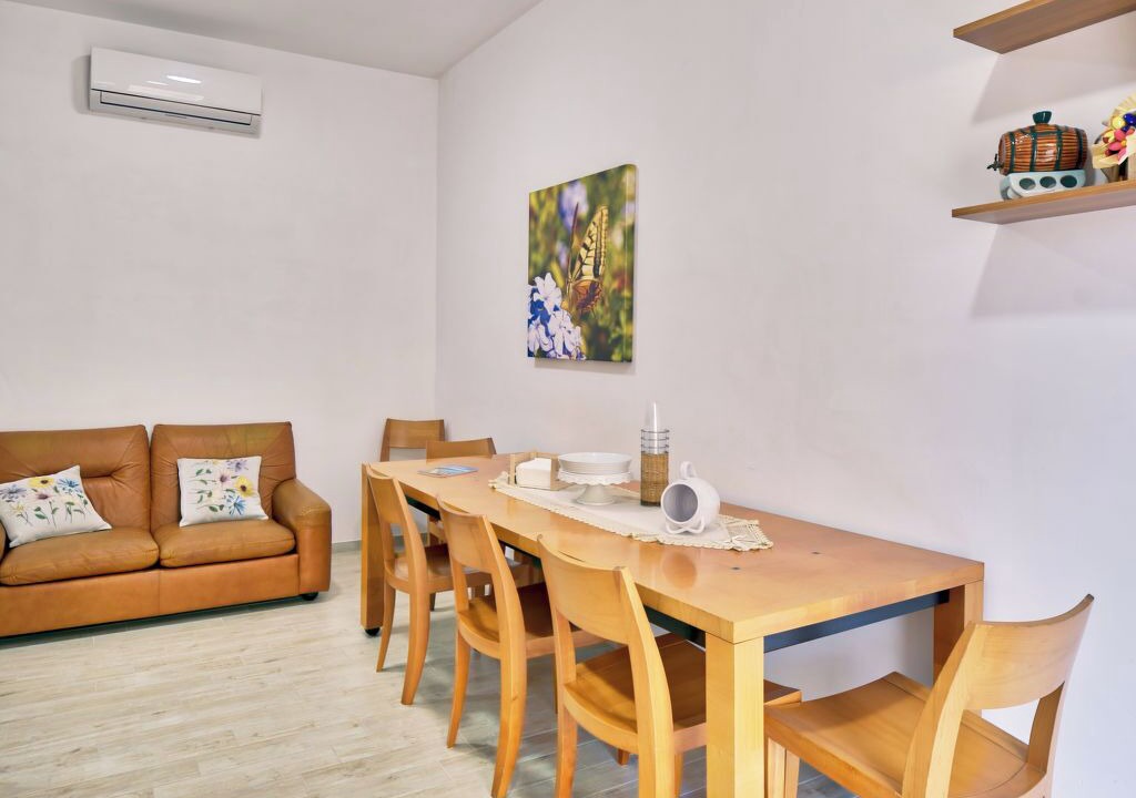 Photo of Livingroom in Tollo