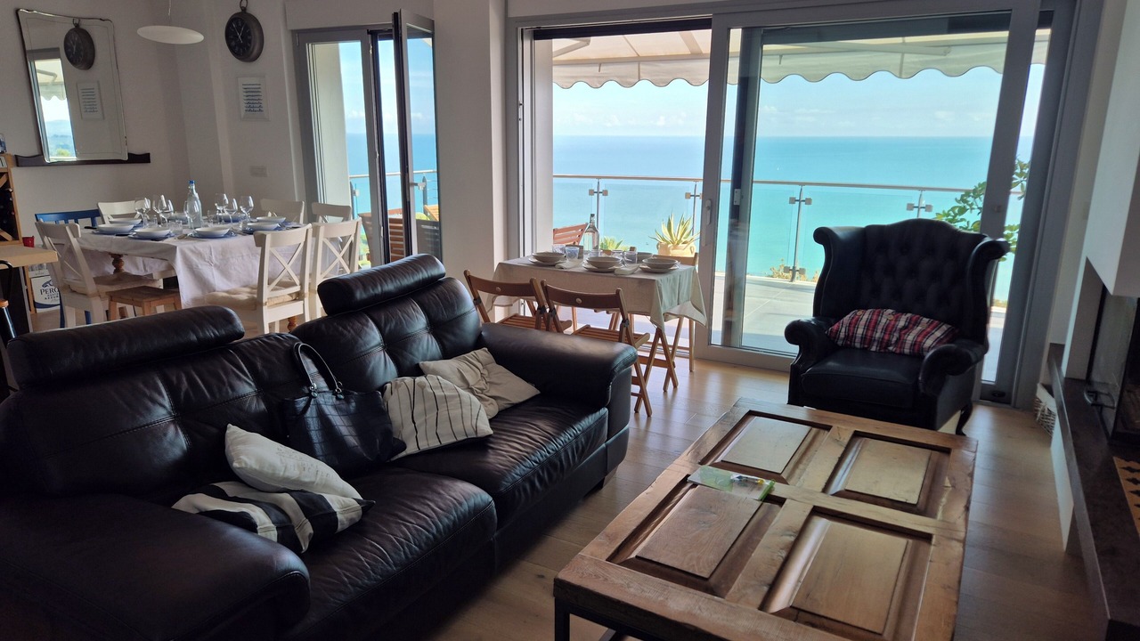 Photo of Livingroom in Vasto