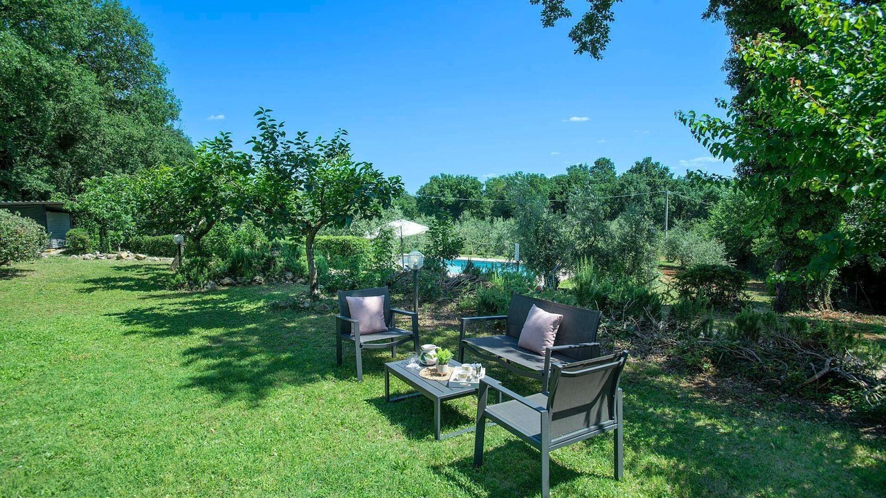 Photo of Outdoor in Amelia