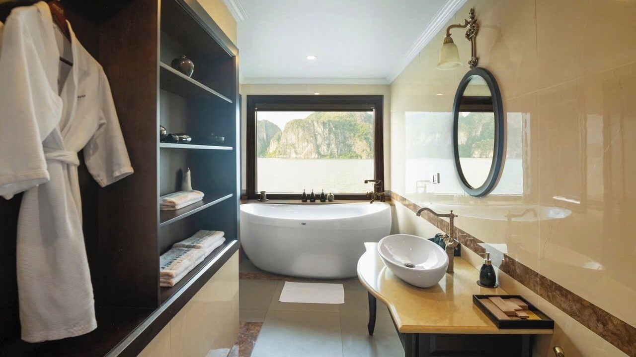 Photo of Bathroom in Ha Long