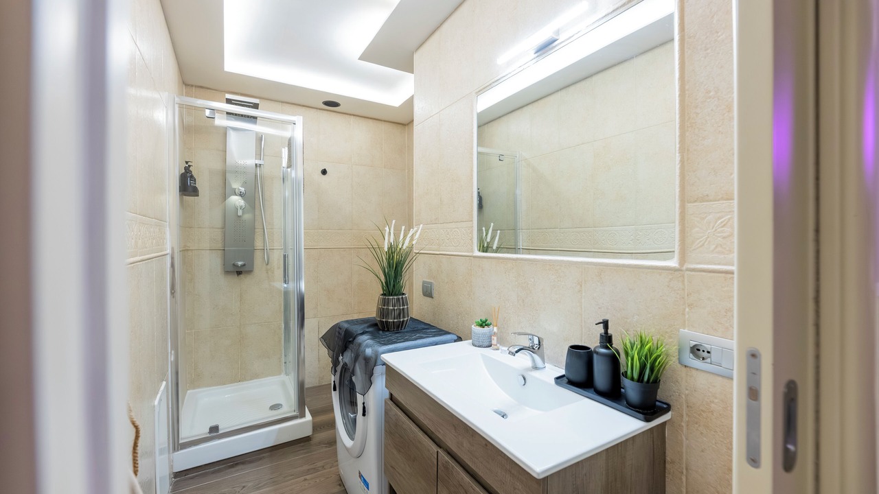 Photo of Bathroom in Naples