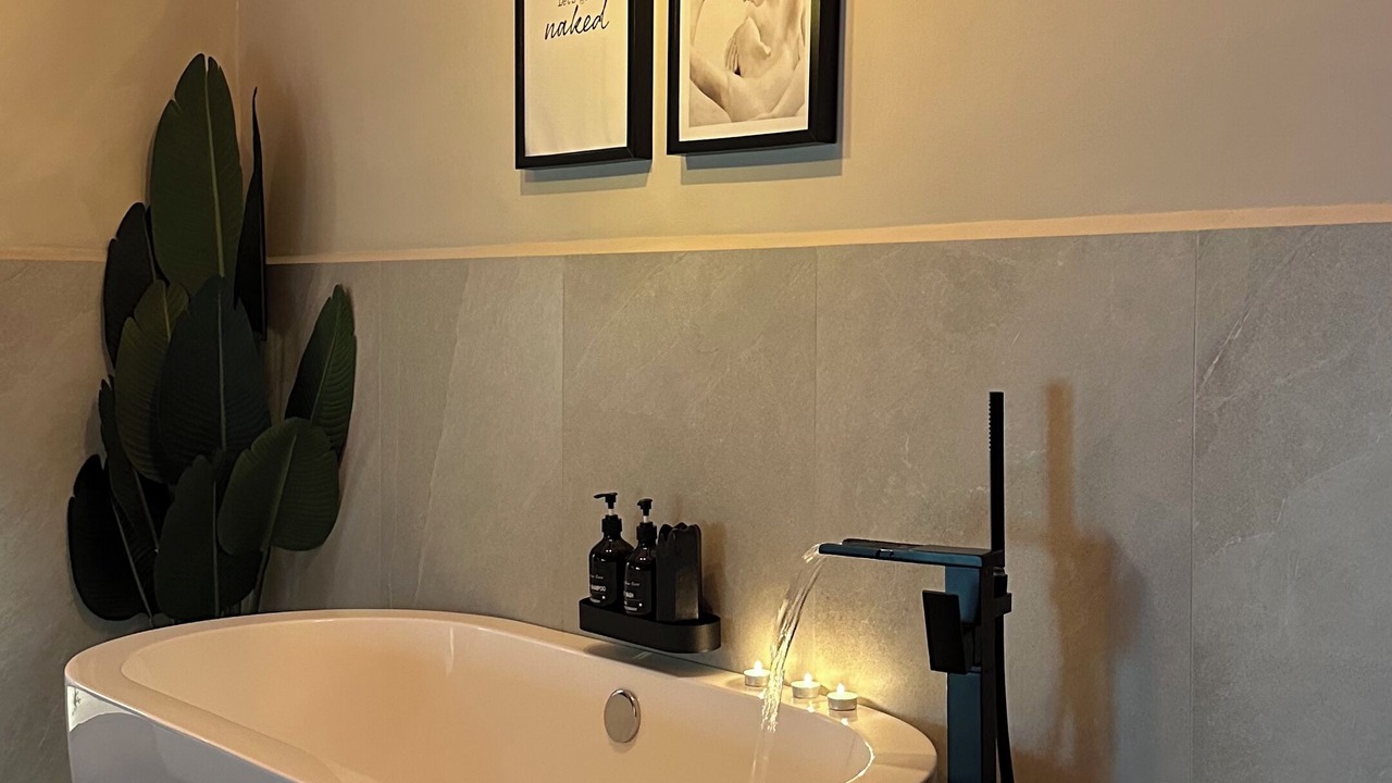 Photo of Bathroom in Naples