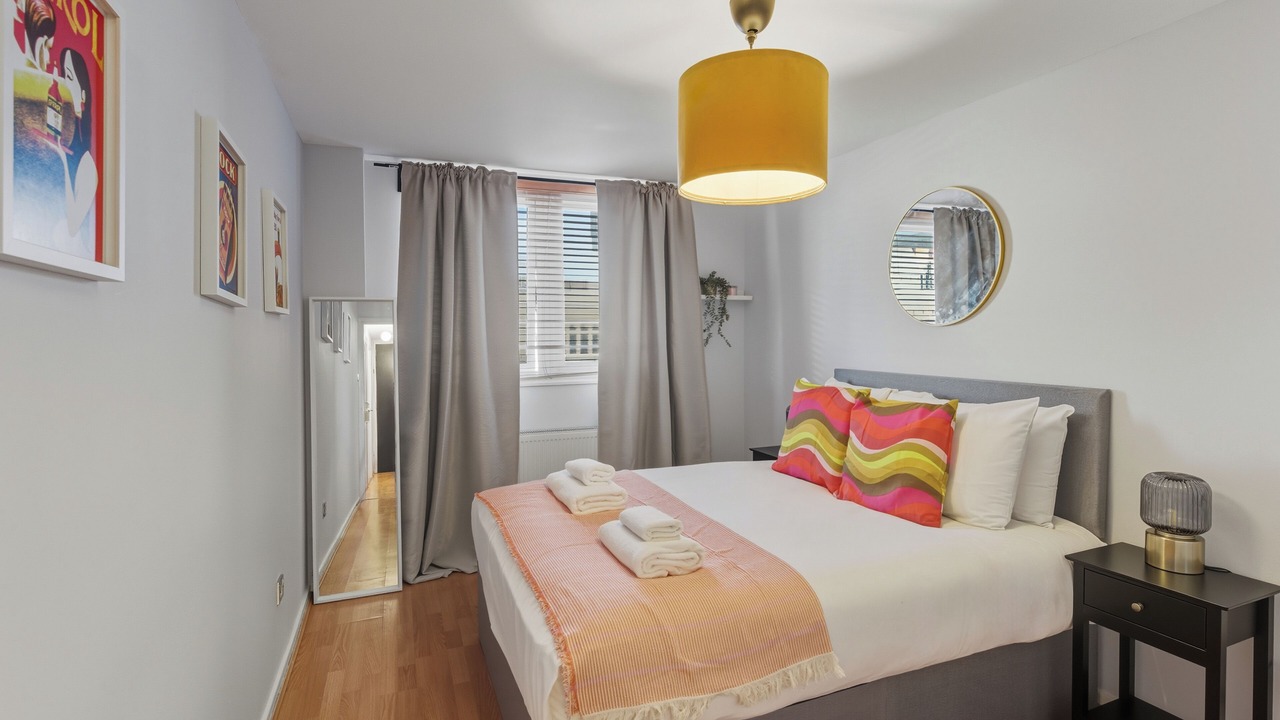 Photo of Bedroom in Farringdon