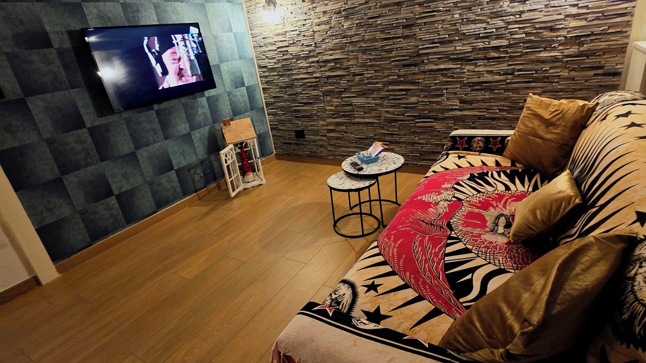 Photo of Livingroom in Naples City Centre